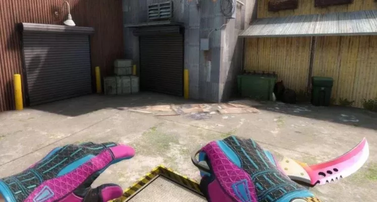 CSGO蛇腹剑攻略：角色选择、攻击技巧与地图运用详解